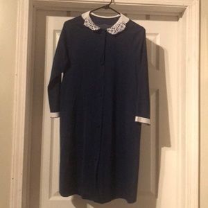 Vintage a line house dress with pockets